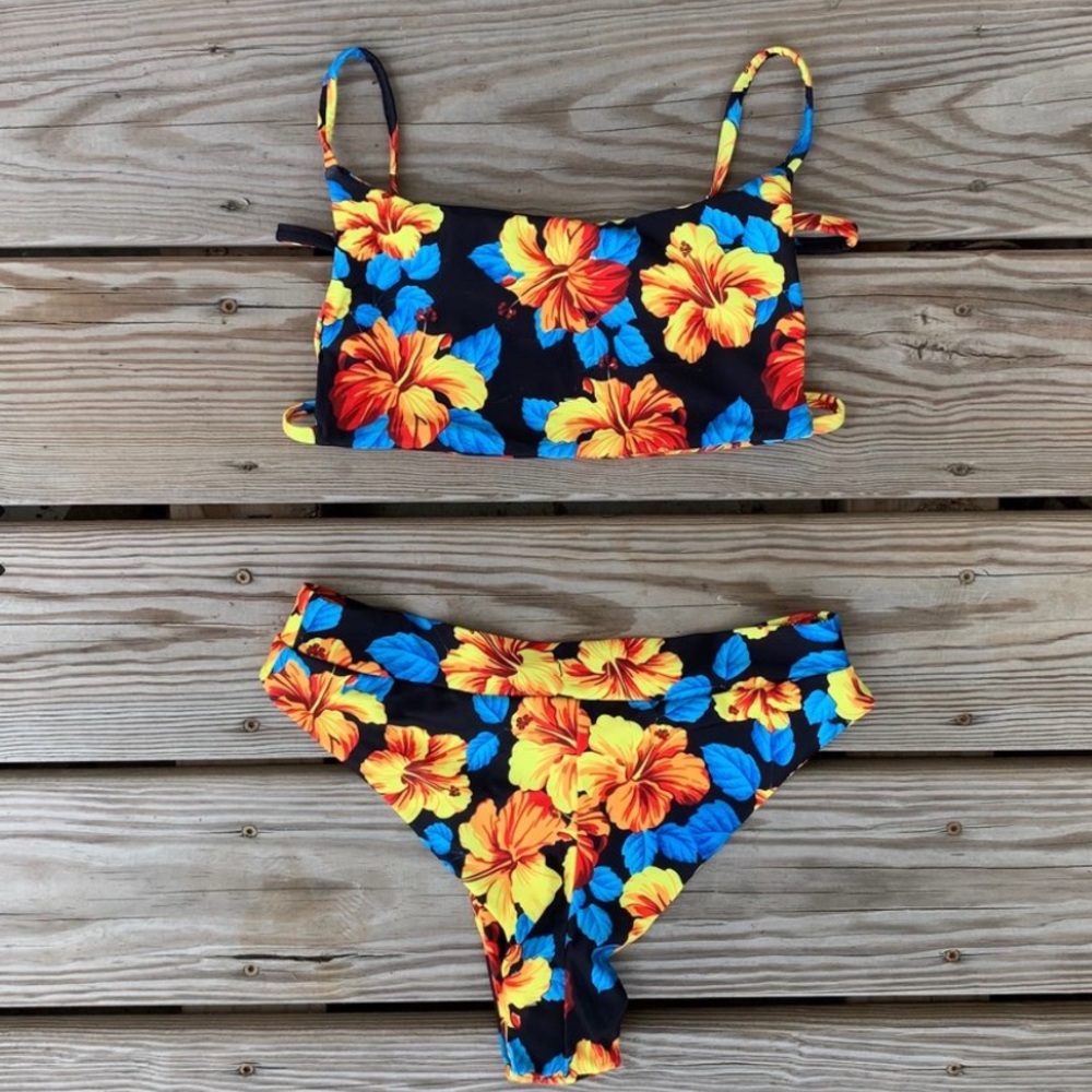 BNWT never worn floral high waisted bikini set